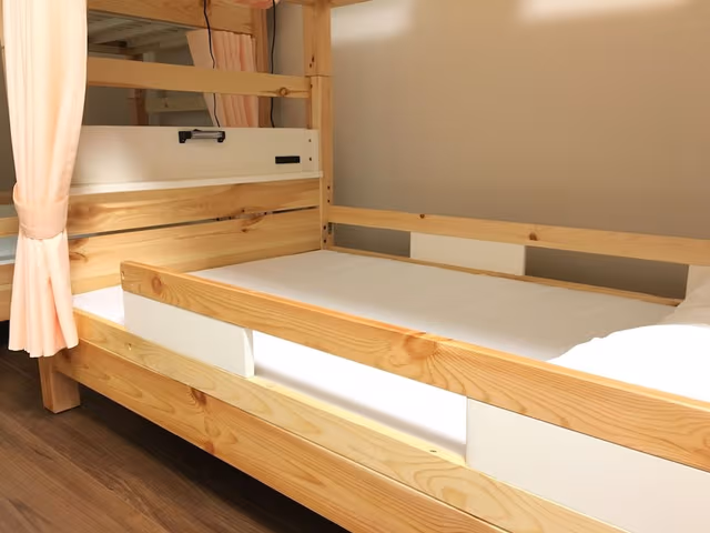 Basic Shared Dormitory, Women only, Non Smoking (Free Wi-Fi)