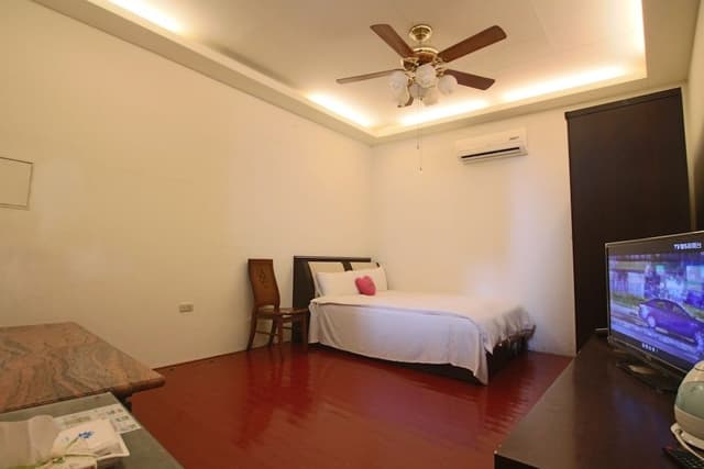 Economy Room (No Windows)