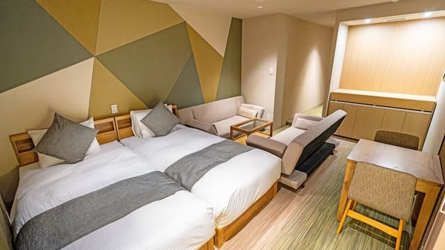 Twin Room with City View