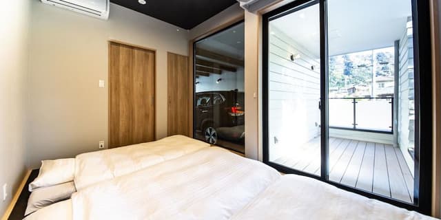 Garage Concept Room (No pets allowed)