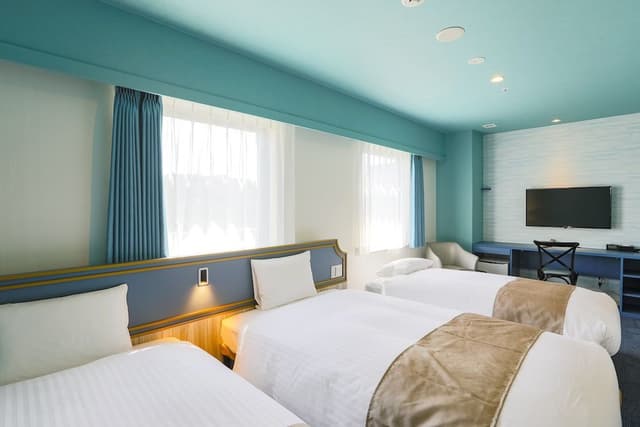 Triple Room
