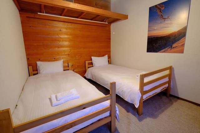 Family Room, 1 Bedroom (Barn 1)