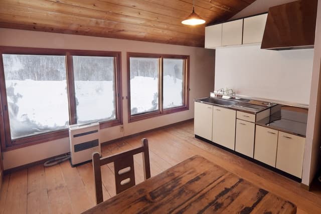 Family Room, 1 Bedroom (Barn 1)