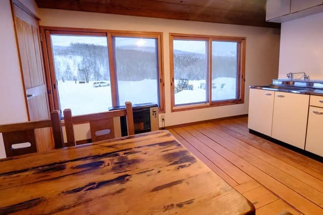 Family Room, 1 Bedroom (Barn 1)