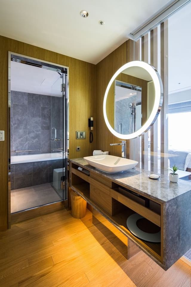 Premier Grand - Deluxe Twin with the Club Lounge Access and Breakfast