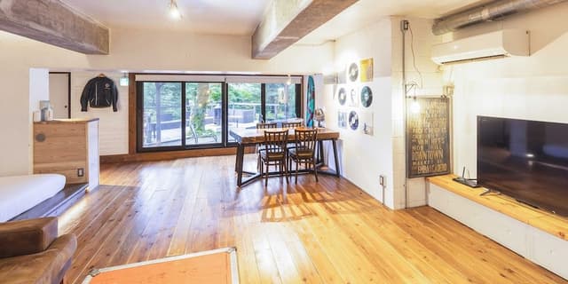 Apartment (A)