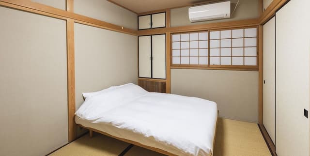 Apartment (B)