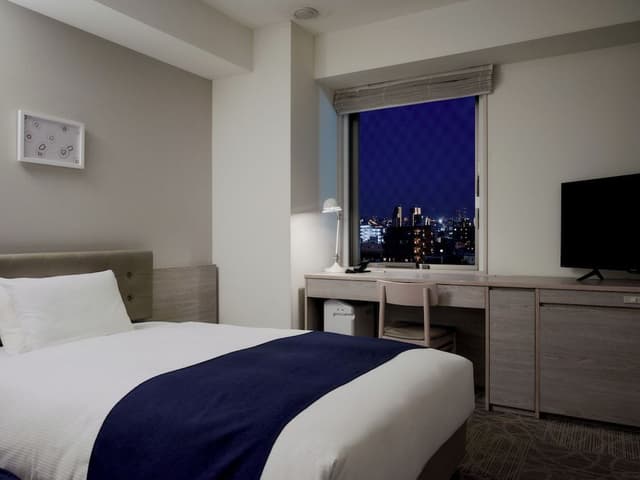 Corner Twin Room