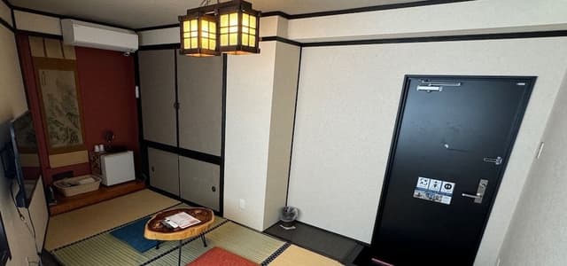 SP31 Mini Japanese-Style Room (No Toilet or Bathroom / No Pets)