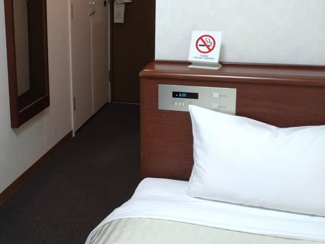 Single Room A - Non-Smoking