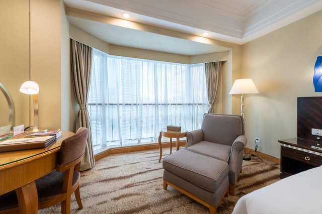 Executive King Room