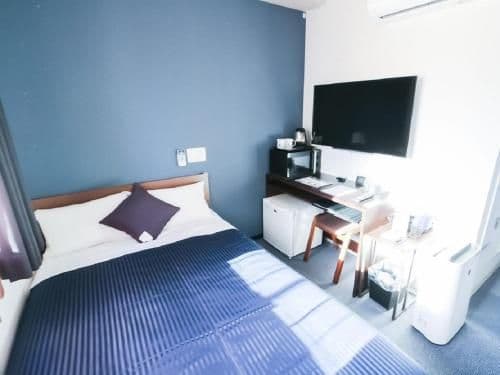 Semi Double Room - Non-Smoking