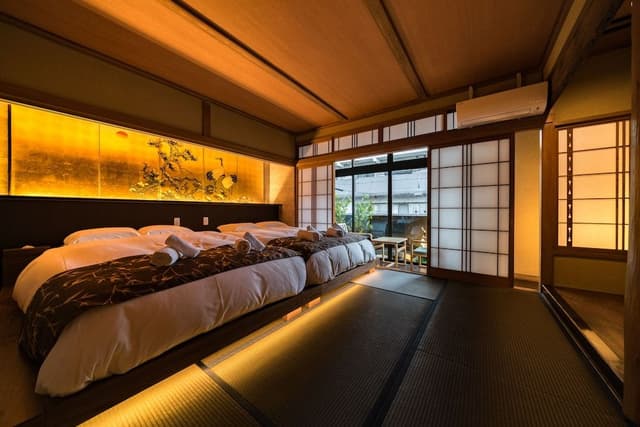 Private Vacation Home with Garden View