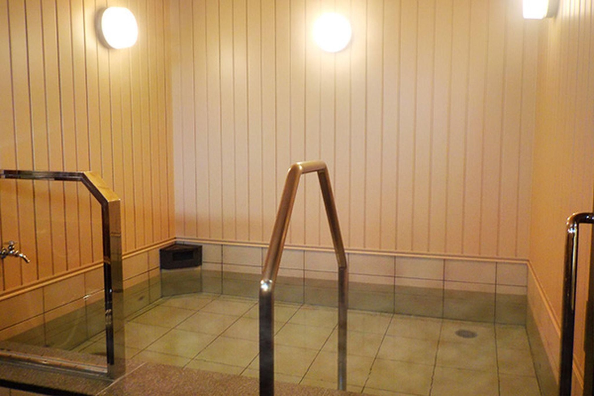 โรงแรมคราวน์ ฮิลล์ อิวากิ (Hotel Crown Hills Iwaki)2