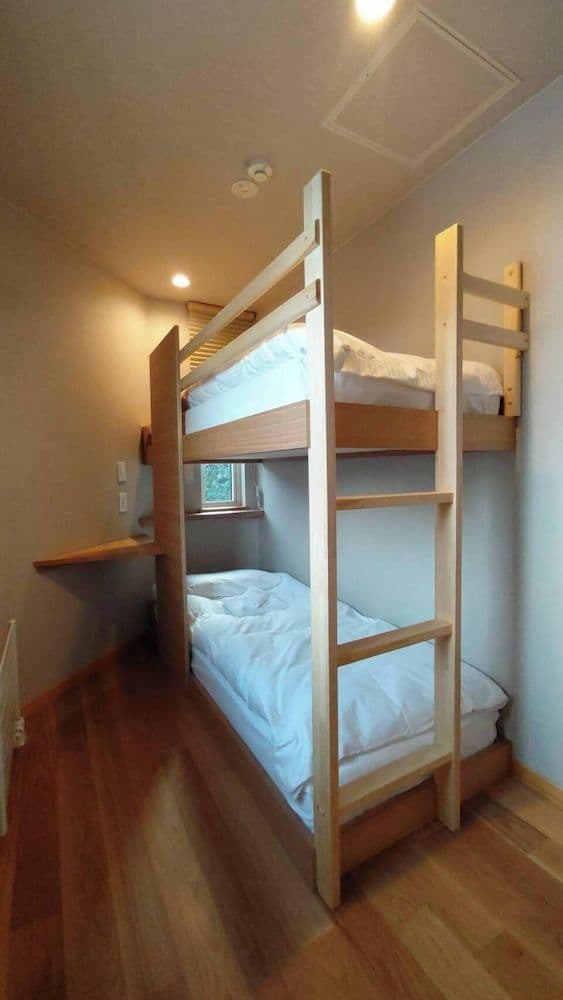 House, 4 Bedrooms