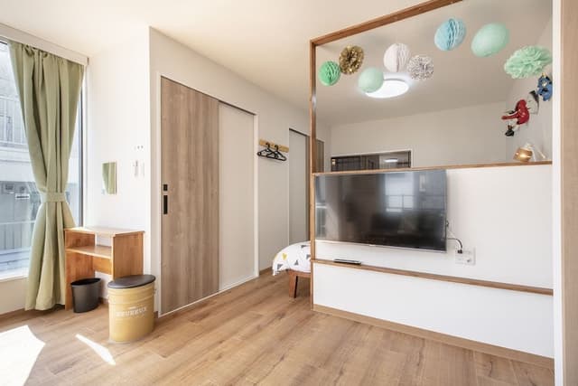Apartment (3F)