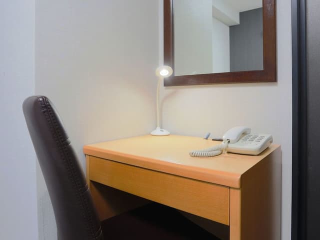Single Room A (Normal Size Room), Non Smoking