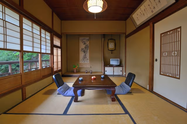 Japanese Family Style Room