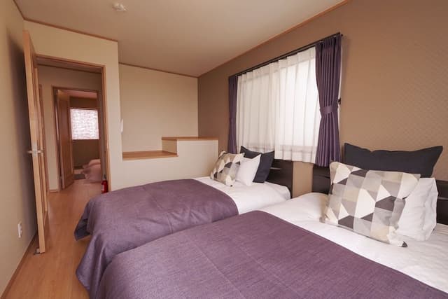 House, 4 Bedrooms