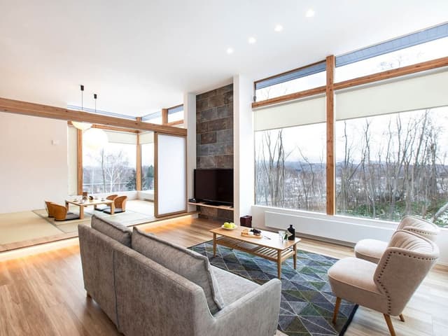 4 Bedrooms Villa