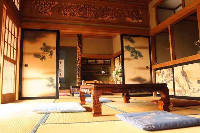 Suite, Garden View