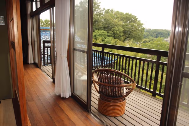 Suite, Garden View
