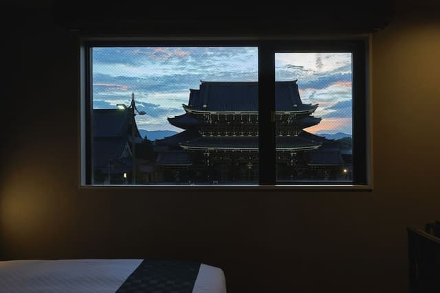 Family Suite (Hongwanji View)
