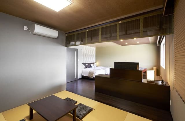 Family Suite (Hongwanji View)