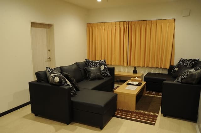 House, 2 Bedrooms, Non Smoking