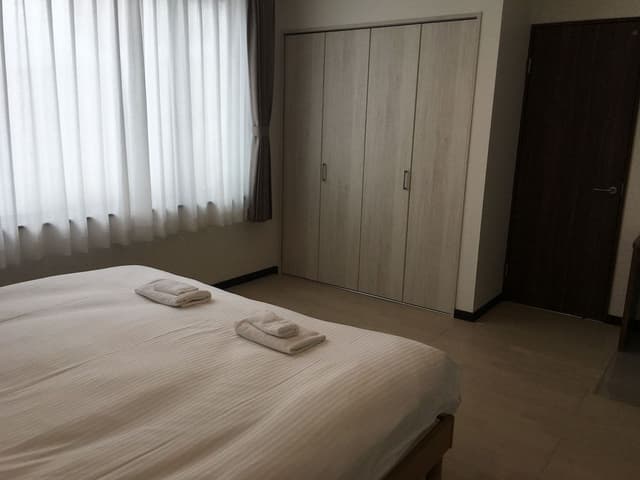 House, 2 Bedrooms, Non Smoking
