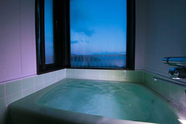 Japanese Style Top Floor Corner Room, Non Smoking, Ocean View, Shared Bathroom