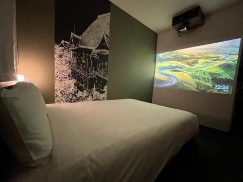 Theater Double Room with Small Double Bed - Non-Smoking