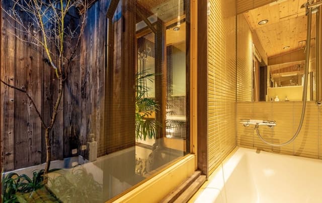 Rear-side Japanese Style Room, Private Bathroom