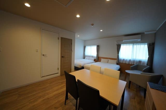 Deluxe Twin Room, Non Smoking (check-in is not available after 11:00)
