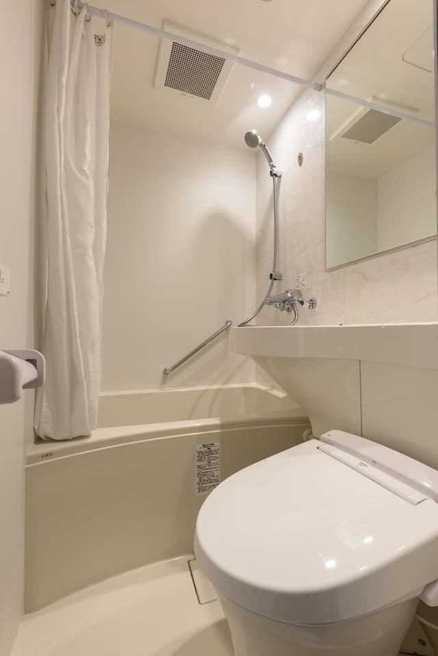 Semi Double Room