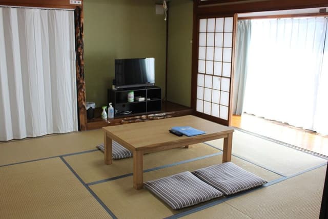 Japanese Style Room for 4 People (stay overnight without meals) Non-smoking