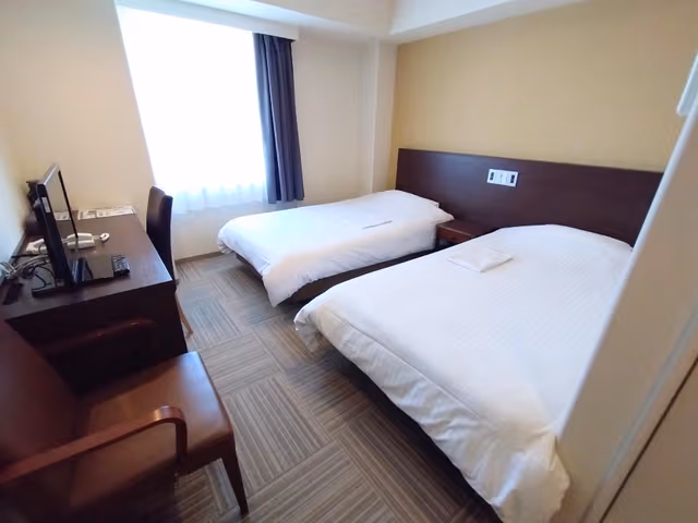 Twin Room - Non-Smoking