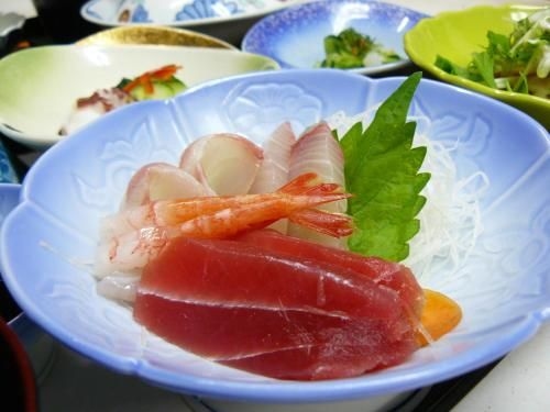 ยูโนฮิระ-ออนเซน เรียวกัง ยามาชิโรยะ (Yunohira-Onsen Ryokan Yamashiroya)3