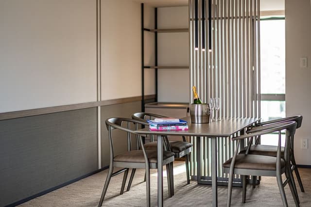 THE GATE King Room (Corner Suite), Non Smoking