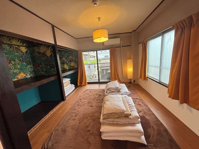 402 Japanese Futon Room