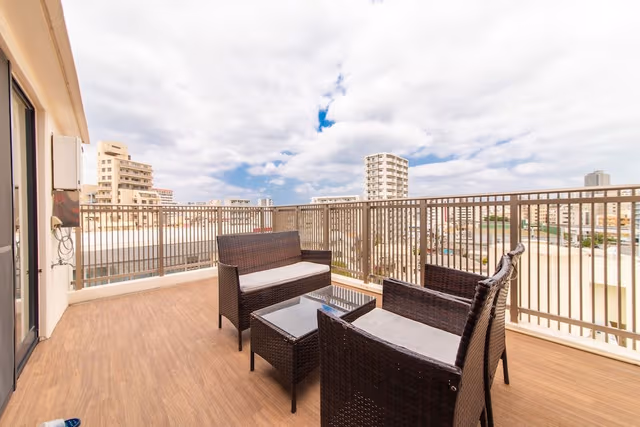 Basic Penthouse, 1 Bedroom, Non Smoking, Balcony