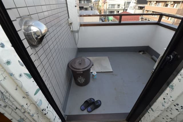Single Room A401
