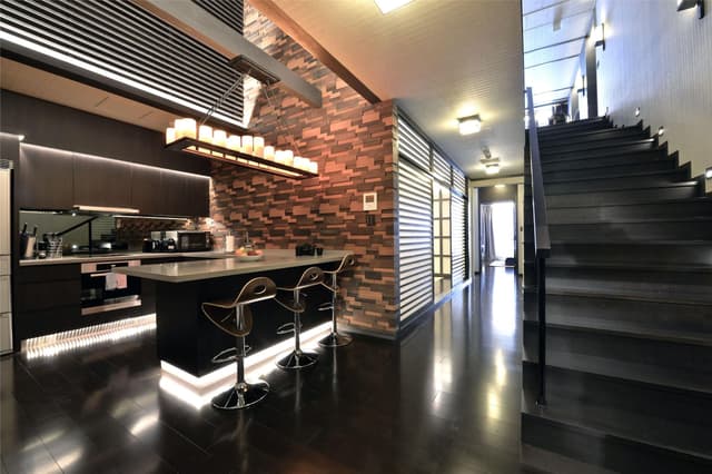 THREE BEDROOM TOWNHOUSE