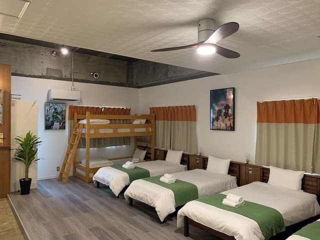 Design Condo, Multiple Beds