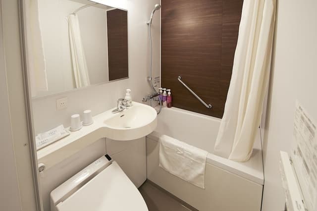 Hollywood Twin Room