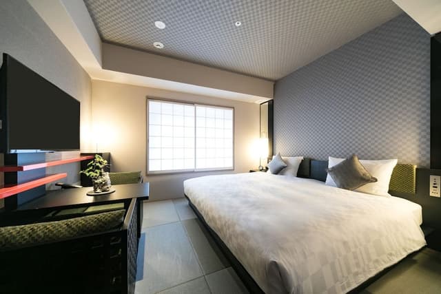 Wide Double Room, Non Smoking