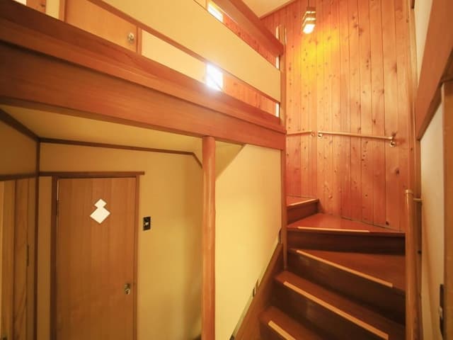 Maisonette Room