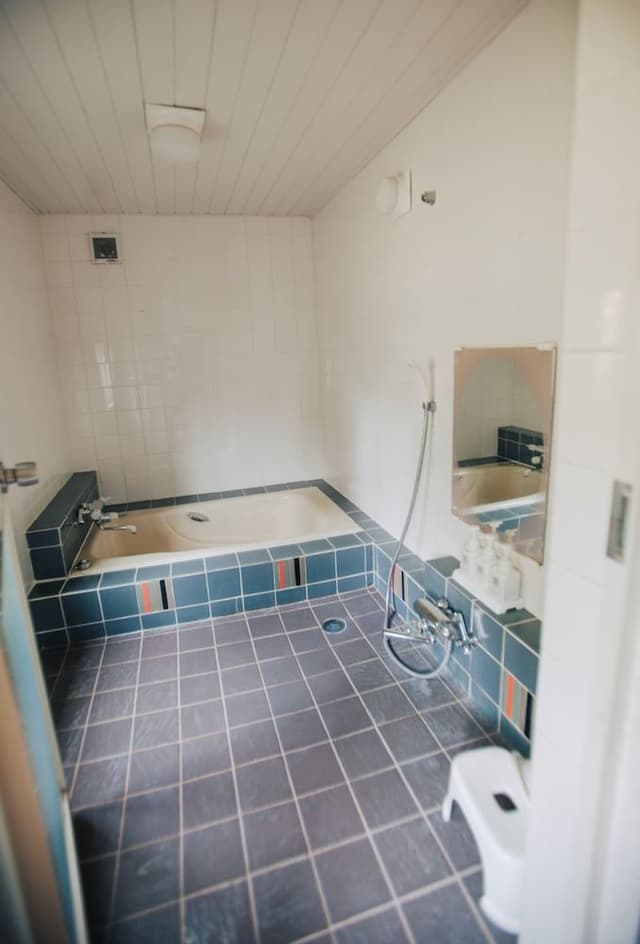 Japanese Style Room for 4 Guests, Shared Bathroom