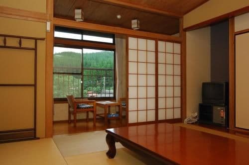 Japanese Style Twin with Shared Bathroom