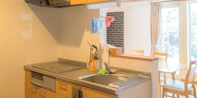 Cottage B for 8 People, Non Smoking (Free Wi-Fi)